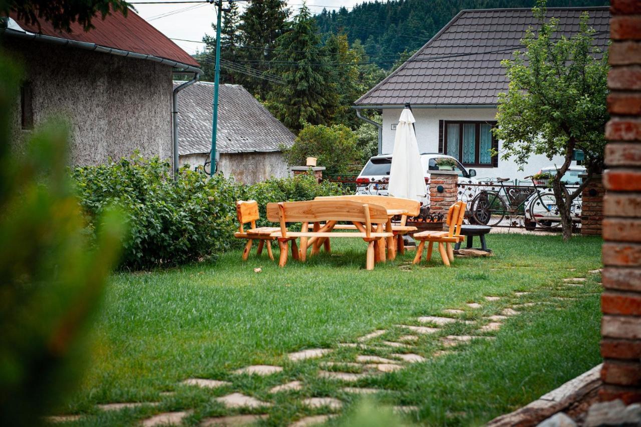 Chalets Dedinky Apartment Exterior photo